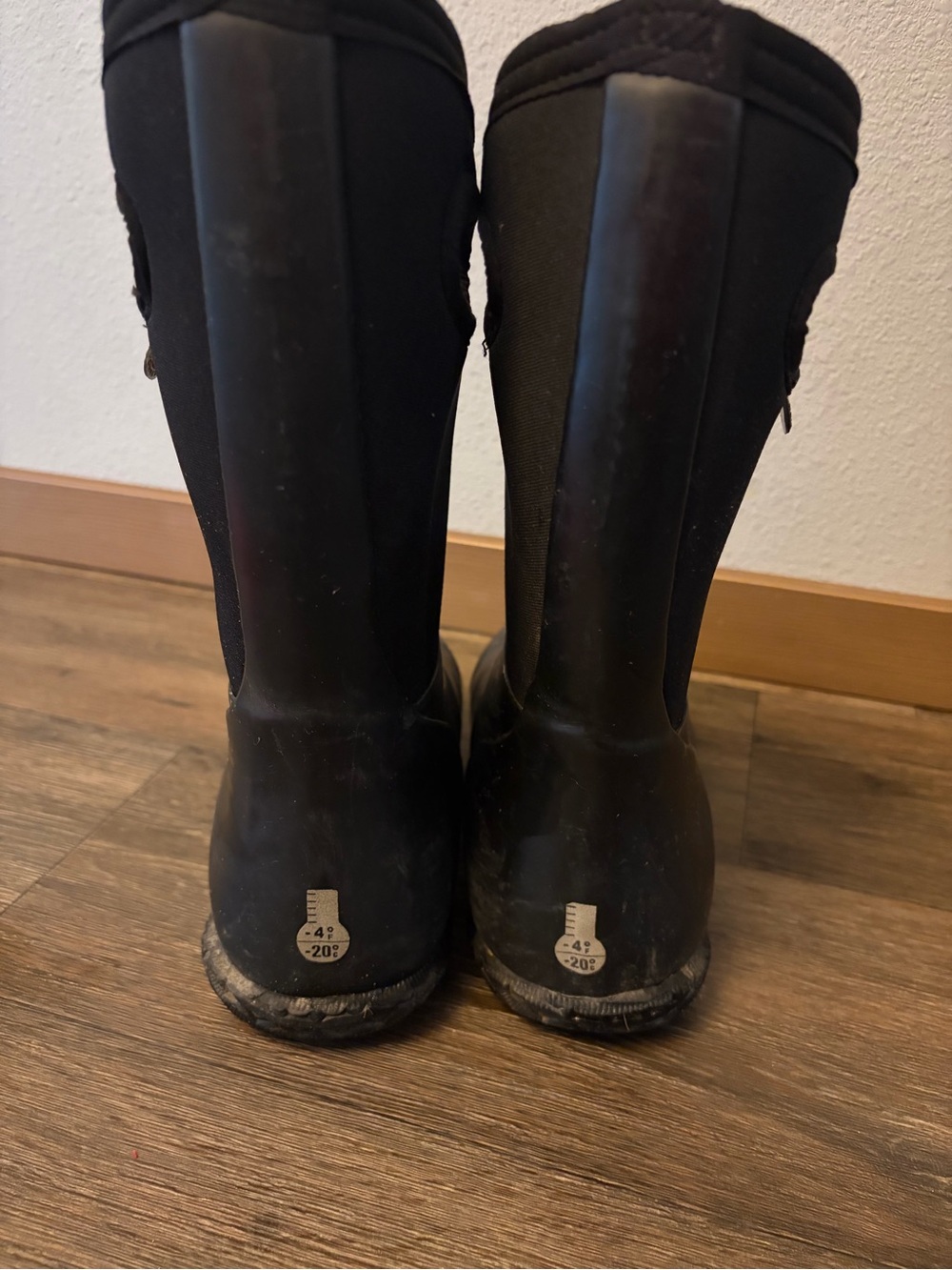 Bogs Kids Classic Outdoor Black York Solid Waterproof Insulated Boots Size 4 - Picture 4 of 5